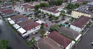 ঘূর্ণিঝড় ও বন্যায় যুক্তরাষ্ট্রের ফ্লোরিডায় বিপর্যয়